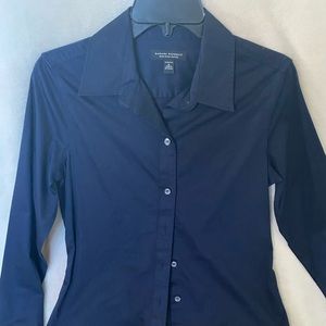 Women’s Banana Republic Dress Shirt